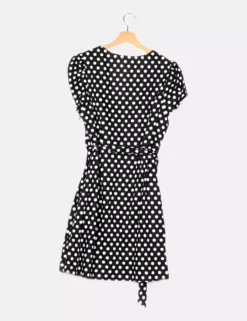 Morango Vestito Casual 5 Morango Vestito Casual -Negozio al dettaglio Zara || H&M || ONLY zoom e3d23dd51fb1115c031bb9bd0f0b64ba