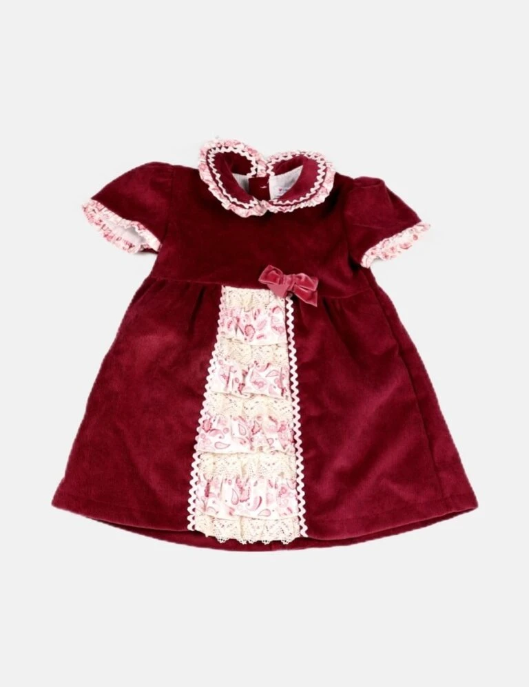 Negozio al dettaglio Zara || H&M || ONLY -Negozio al dettaglio Zara || H&M || ONLY zoom 7bb6ee24a02f4ffcd33f7ba86351b5f7 768x998 1